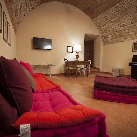 Antico Granaione Bed and Breakfast 4*